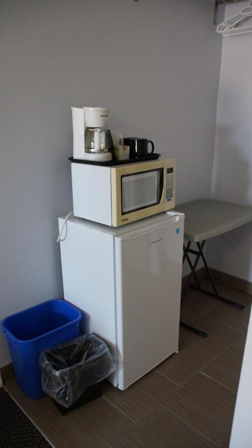 Robyn'S Motel Peterborough Luaran gambar